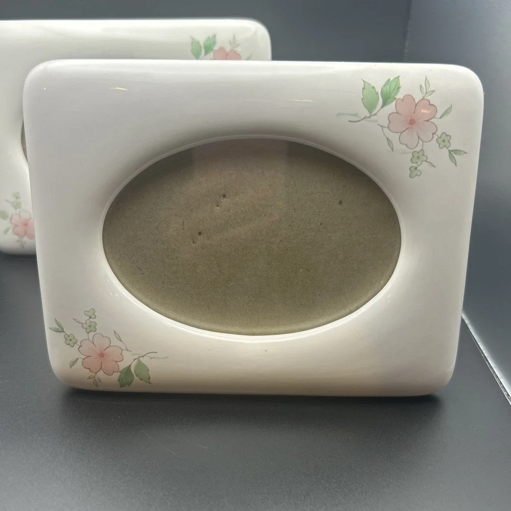 Vintage Cottage Country Core Ceramic Picture Frames Floral‎ Motif 3.5 X 5 Set